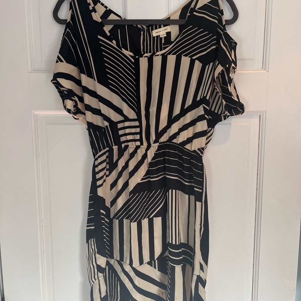 Stylish Black and Cream Geometric Dress